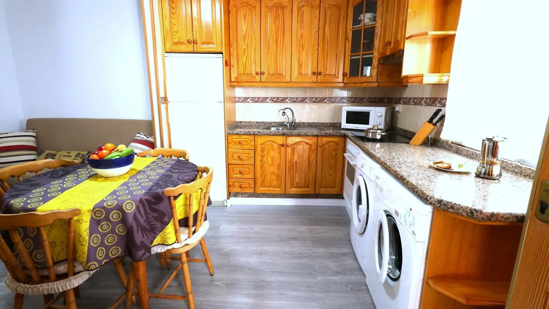 شقة La Casita De La Jaca إسبانيا